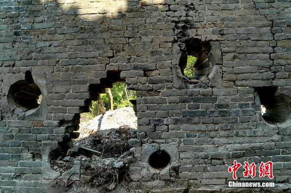 秦皇島修復明長城發現泥土象棋4