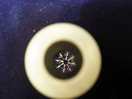　切工鏡下的“八箭八心”