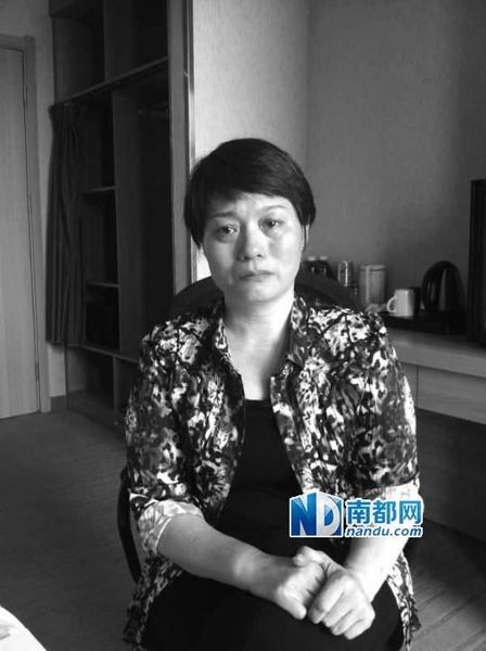 　孔素英回應(yīng)相關(guān)傳言時表示，藍(lán)翔絕不是什么黑客搖籃，與部隊的關(guān)系也就是多年前的合作。