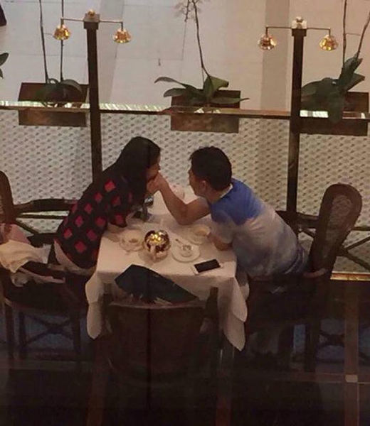 劉強東受訪時稱章澤天奶茶太太 兩人已悄悄完婚？
