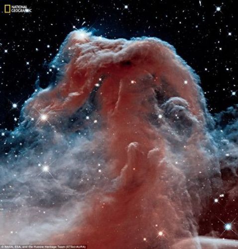 哈勃望遠(yuǎn)鏡拍攝的馬頭星云。