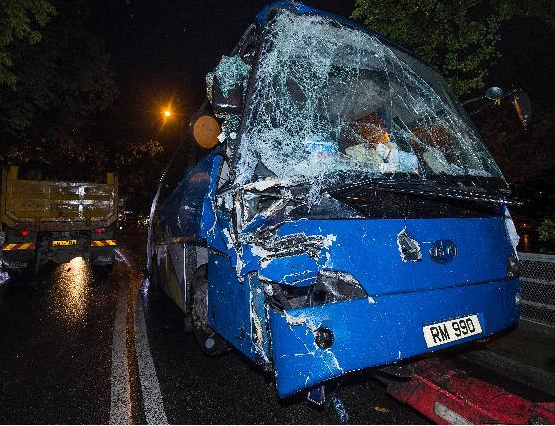 內(nèi)地、韓國旅游團在港遇交通意外-53人受傷4