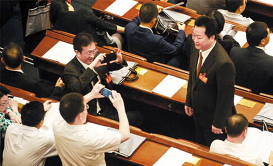 深圳政協六屆一次會議:有委員炮轟一些提案沒水平
