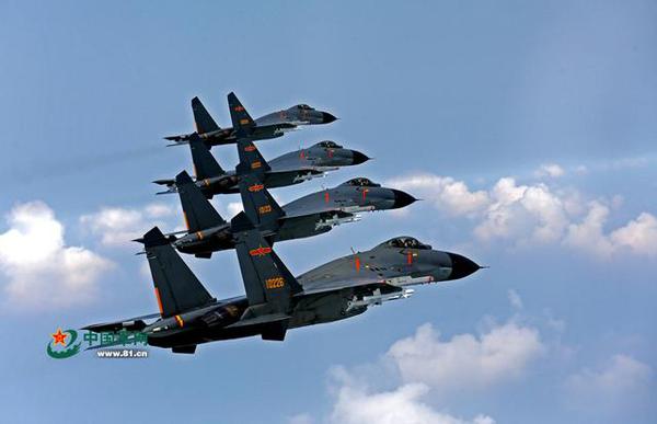 資料圖：中國空軍殲11戰(zhàn)機編隊