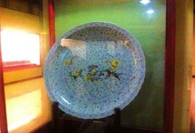 資料圖:在冀寶齋這個晉代的盤子上,蜀國內訌,三英不戰呂布戰趙云。圖片來源:華西都市報 資料圖:在冀寶齋這個晉代的盤子上,蜀國內訌,三英不戰呂布戰趙云。圖片來源:華西都市報
