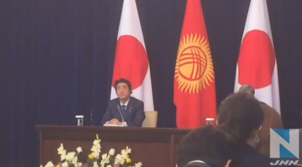安倍訪中亞巧遇阿富汗地震