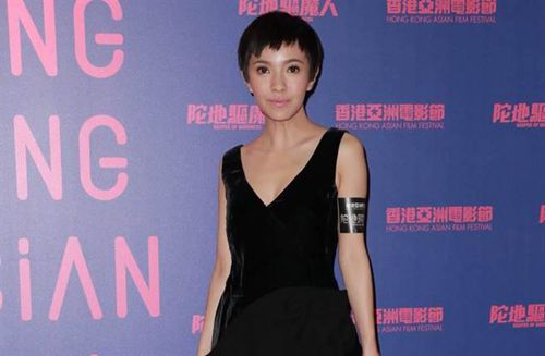 郭采潔身材暴瘦臉蛋有變化被疑“整容”（圖）