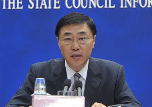 2015年5月15日,時任工信部副部長尚冰出席國務院政策吹風會，介紹網絡提速降費等情況。圖片來源：工信部網站