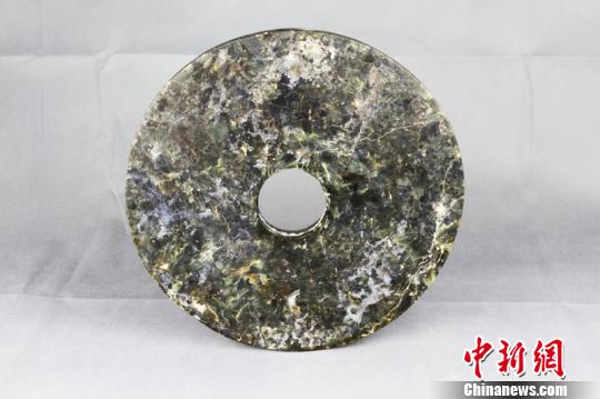 刻紋玉璧?！∧暇┎┪镌汗﹫D 攝