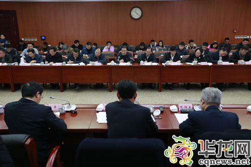 今日，重慶市政協(xié)四屆四次會(huì)議一號(hào)提案現(xiàn)場(chǎng)辦理會(huì)召開。
