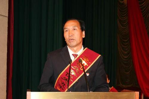 副鎮(zhèn)長篡改年齡被免職