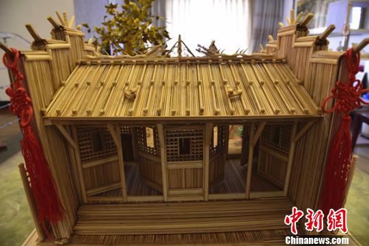 竹簽版“春秋祠”。　蘇忠國(guó)　攝
