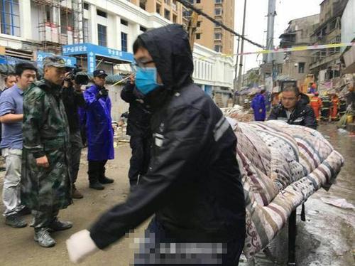浙江溫州民房倒塌現場救出13人 其中8人已遇難