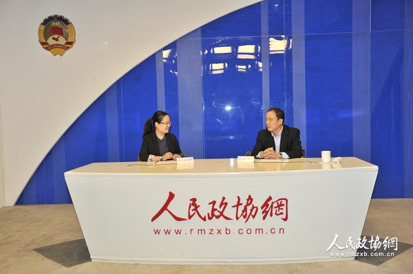 10月10日，北京市東城區(qū)政協(xié)主席邵鵬做客人民政協(xié)網(wǎng)，參與錄制“委員會客廳”。2