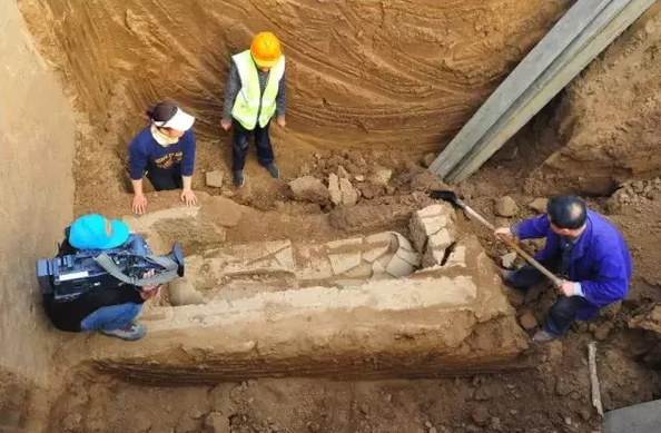 考古現場