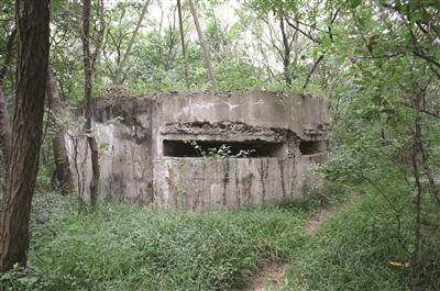 西山保衛戰遺址現存的工事之一。丁進供圖