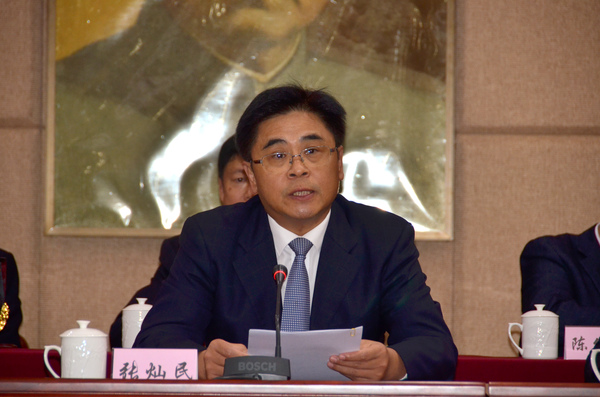 閉幕式上，廈門市委常委、市委統(tǒng)戰(zhàn)部部長(zhǎng)張燦民講話。7