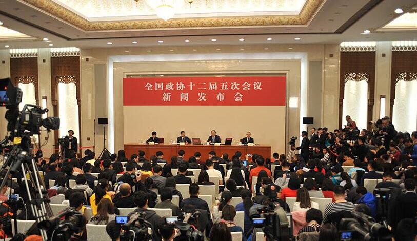王國慶：政協(xié)委員為國企混改積極建言獻(xiàn)策