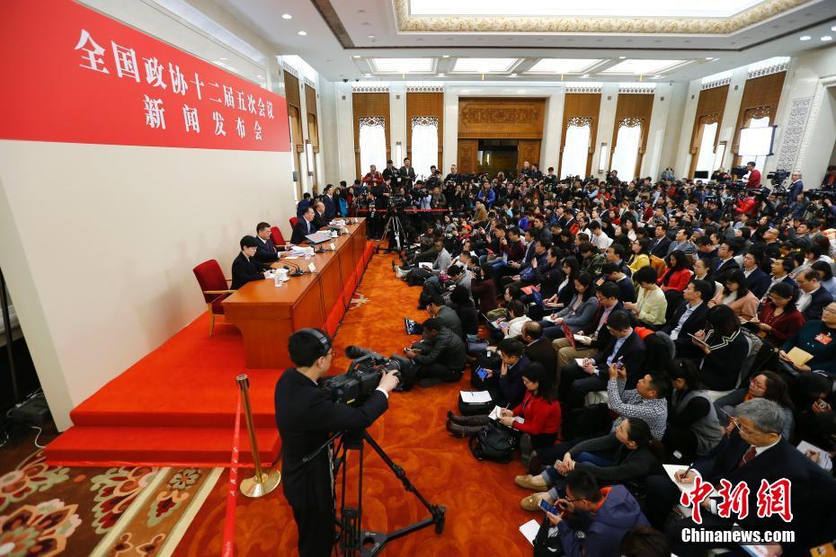全國政協十二屆五次會議今天下午3時開幕