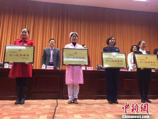 廣西柳州女醫師赴非洲援助兩年救治五千余人