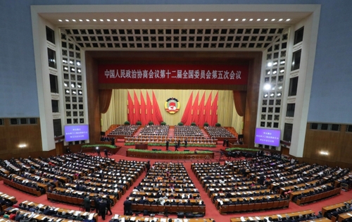 新華社照片，北京，2017年3月3日
    全國政協十二屆五次會議開幕
    3月3日，中國人民政治協商會議第十二屆全國委員會第五次會議在北京人民大會堂開幕。
    新華社記者 劉衛兵 攝
