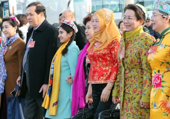 李克強：支持外商投資企業在國內上市、發債