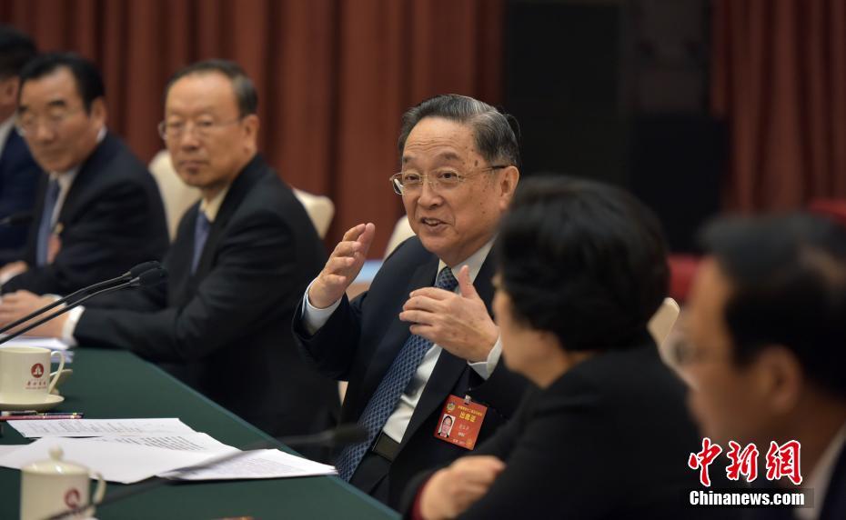 俞正聲參加民盟、無黨派人士界委員聯組會