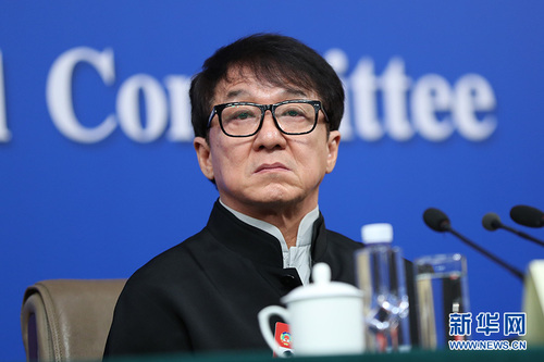 圖為全國政協委員成龍。