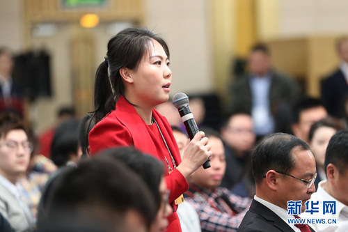 圖為新華社記者提問。