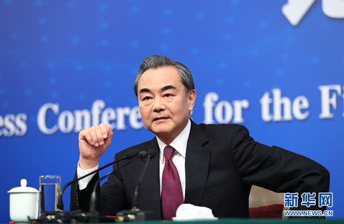 圖為外交部部長王毅在記者會現場。新華網 中國政府網 翟子赫 攝