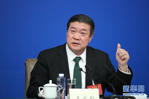 圖為全國政協(xié)常委，中國民間商會副會長，億利資源集團(tuán)有限公司董事長王文彪。