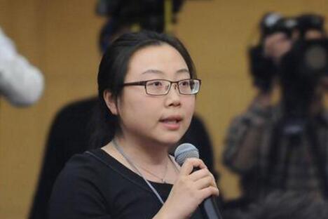 中國日?qǐng)?bào)記者提問“重污染天氣的狀況”