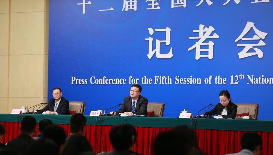 十二屆全國人大五次會(huì)議環(huán)保部負(fù)責(zé)人就“加強(qiáng)生態(tài)環(huán)境保護(hù)”答記者問