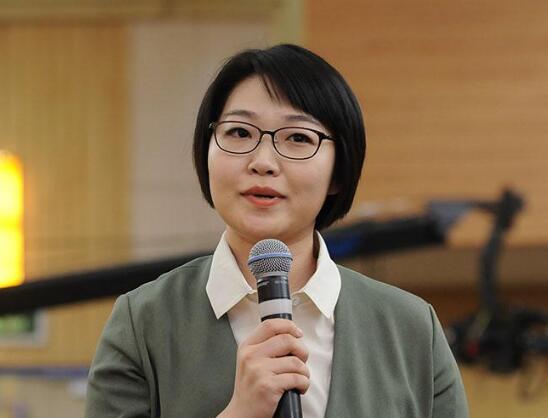 李斌：取消農村貧困人口在縣域普通門診的醫保起付線