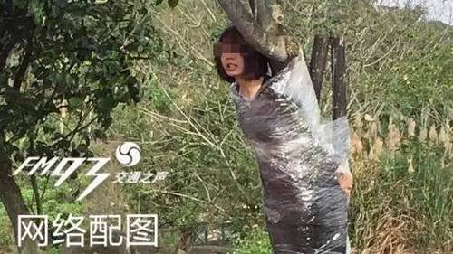 女子花6萬(wàn)雇人打殘丈夫公婆 反被打手搶劫綁樹(shù)上