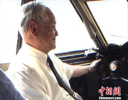 前世“運(yùn)-10”今生C919中國大飛機(jī)的沉浮夢