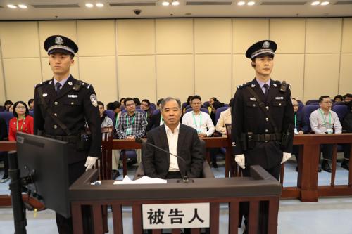 浙江省人民政府原黨組成員、寧波市人民政府原市長盧子躍 資料圖 圖片來自：珠海市中級人民法院網站