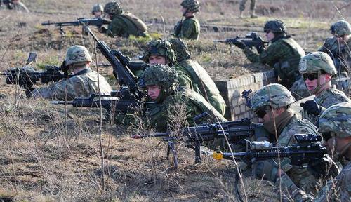 俄常駐北約代表:俄認為世界正開始新的軍備競賽