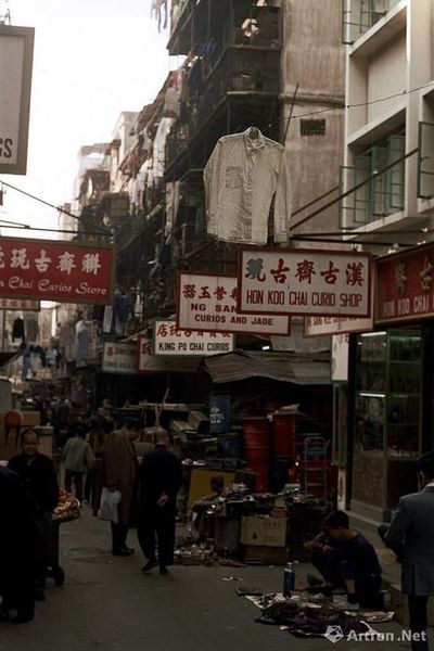 上世紀70年代開始，荷李活道逐漸形成了中國文物藝術品交易的氣候，圖為1972年。