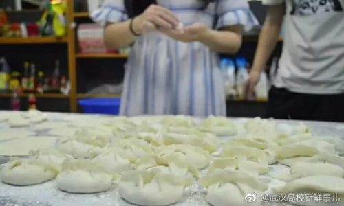 餓了自己開(kāi)小灶！湖北高校食堂現(xiàn)“共享廚房”