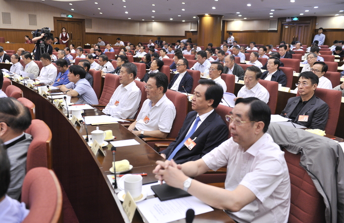    全國政協十二屆常委會第二十二次會議開幕