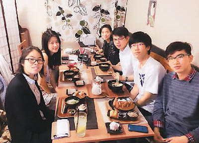 中國女生留學歐洲被問：你們國家都是坐牛車么？