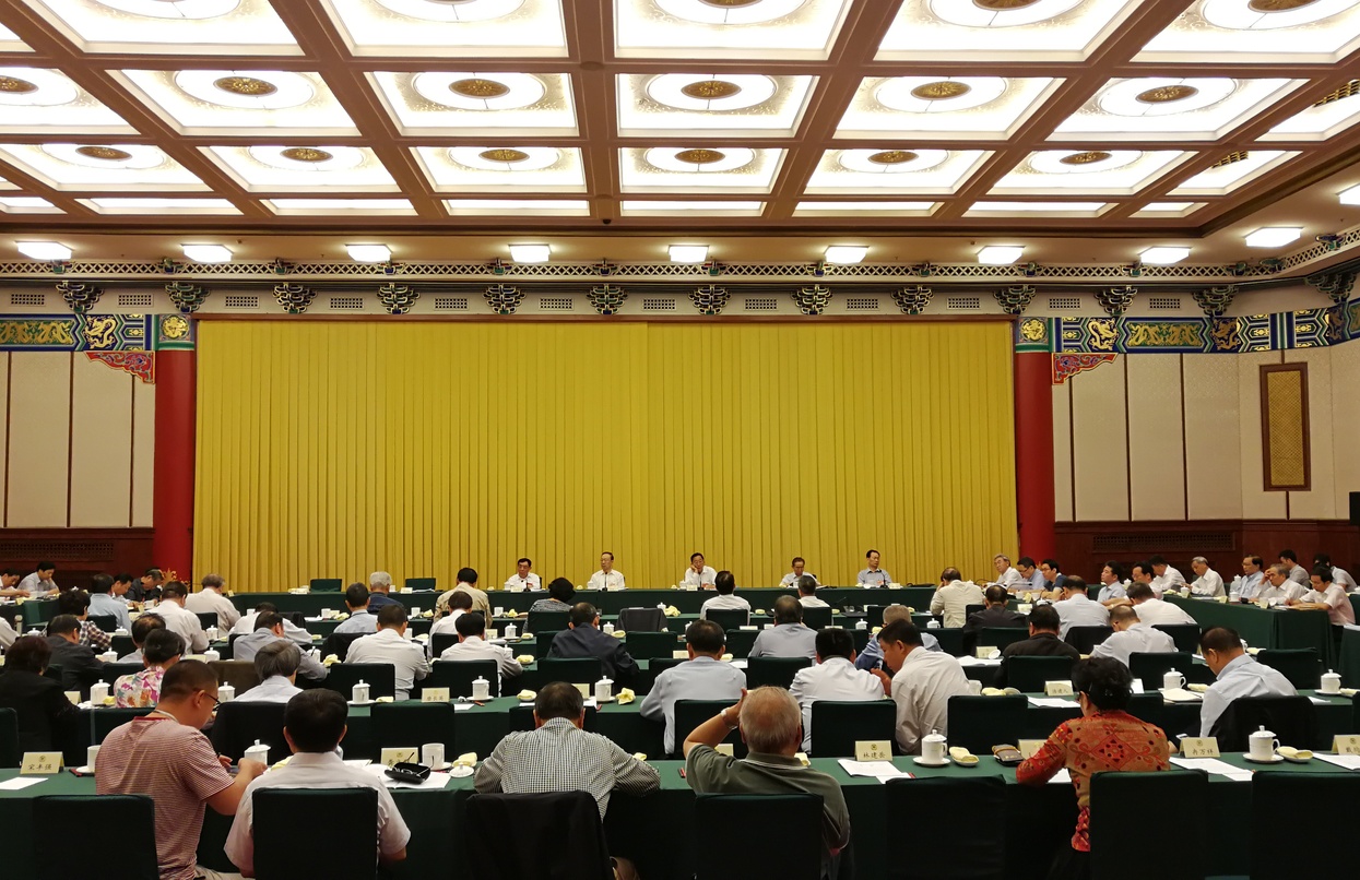 全國政協十二屆常委會第二十二次會議舉行專題分組討論
