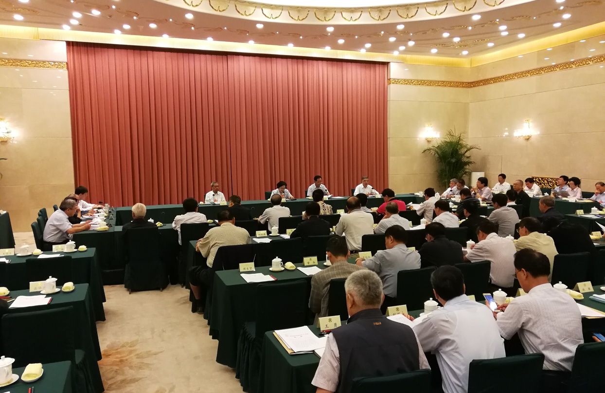    全國政協十二屆常委會第二十二次會議舉行專題分組討論