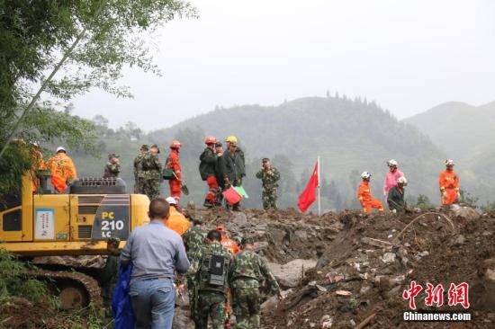 8月29日，貴州納雍山體塌方救援現場。 <a target='_blank' href='http://www.chinanews.com/'>中新社</a>記者 瞿宏倫 攝
