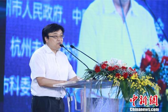 浙江省委常委、常務副省長 馮飛 倪追風 攝