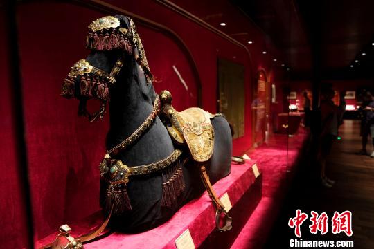位于神武門(mén)展廳的茜茜公主特展 杜洋 攝