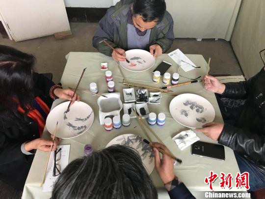 孟家井古窯煥生機名家聚焦瓷繪藝術