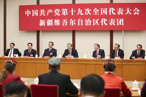 俞正聲參加十九大新疆代表團(tuán)討論