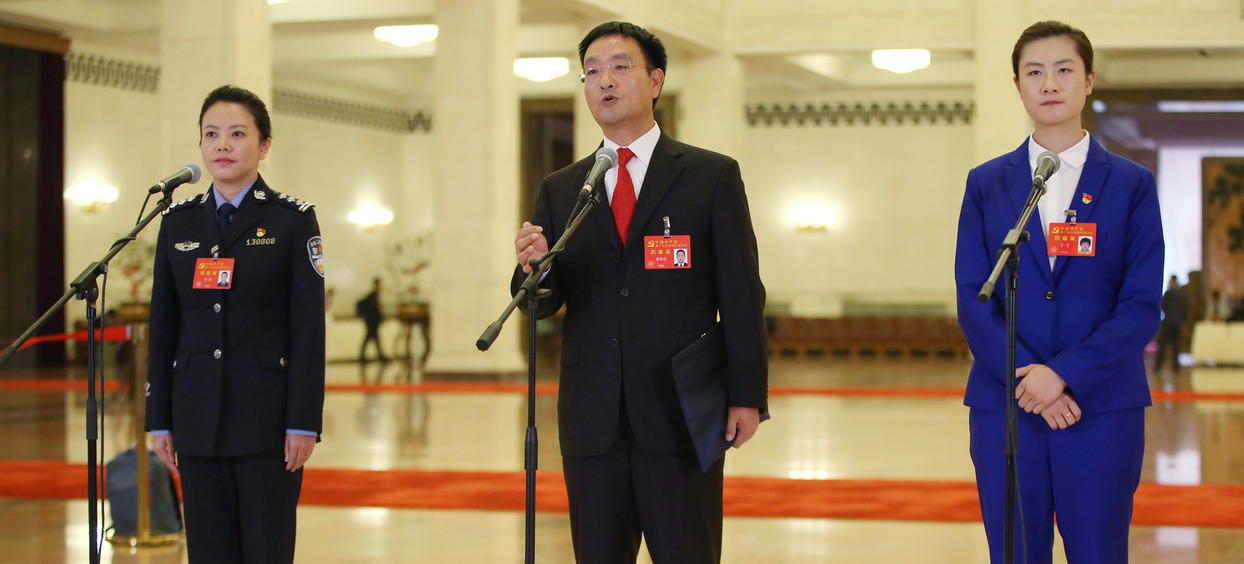      "黨代表通道"舉行第三場采訪活動